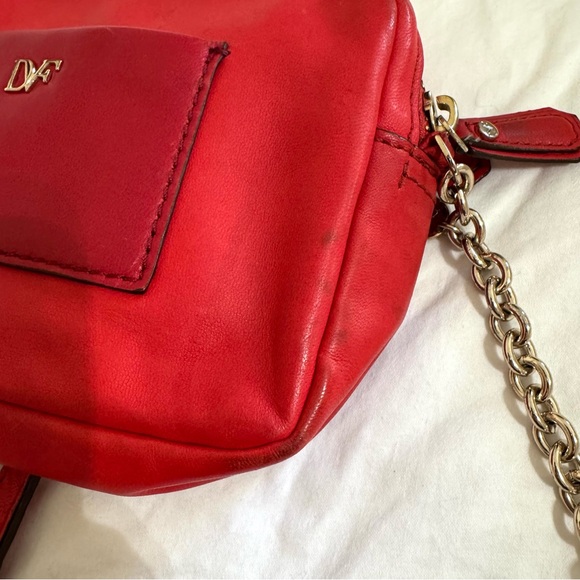 Diane Von Furstenburg DVF Red Leather Crossbody Bag Purse Gold Chain - Picture 10 of 12
